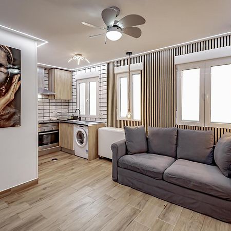 Apartamentos Estrecho Madrid Rum bild